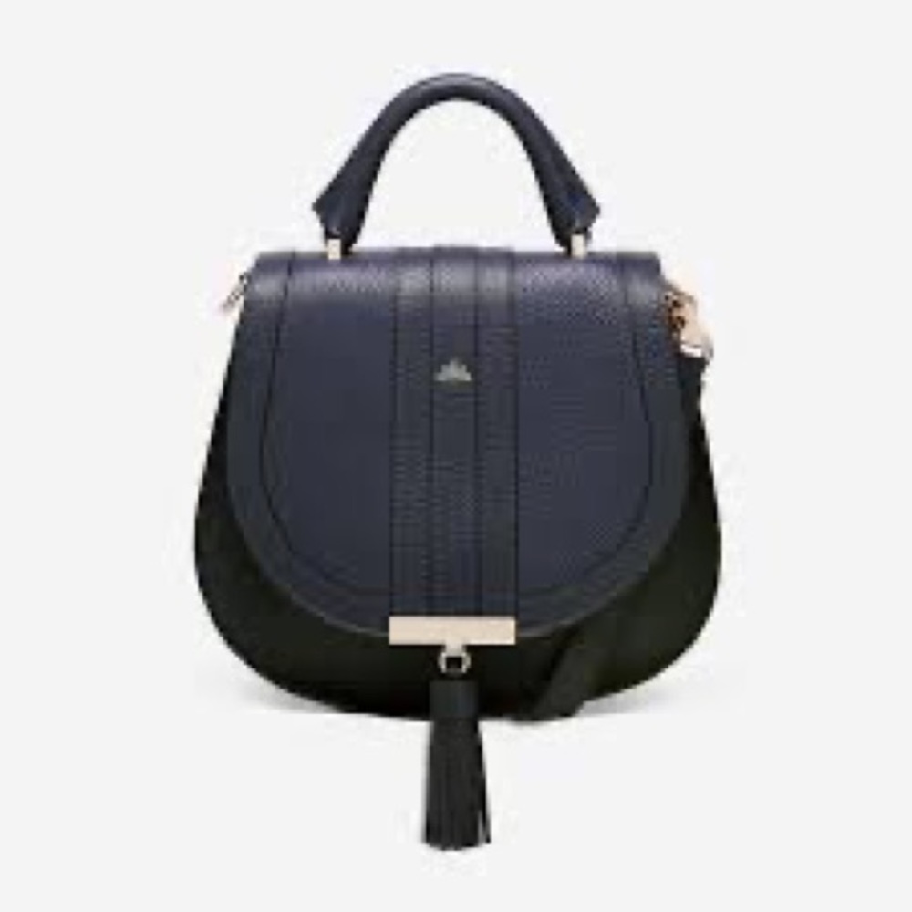 Demellier Mini Venice in Black—Meghan Markle favorite